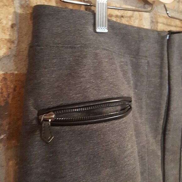 Black House White Market | Skirt - Picture 4 of 6